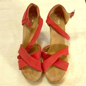 TOMS wedges